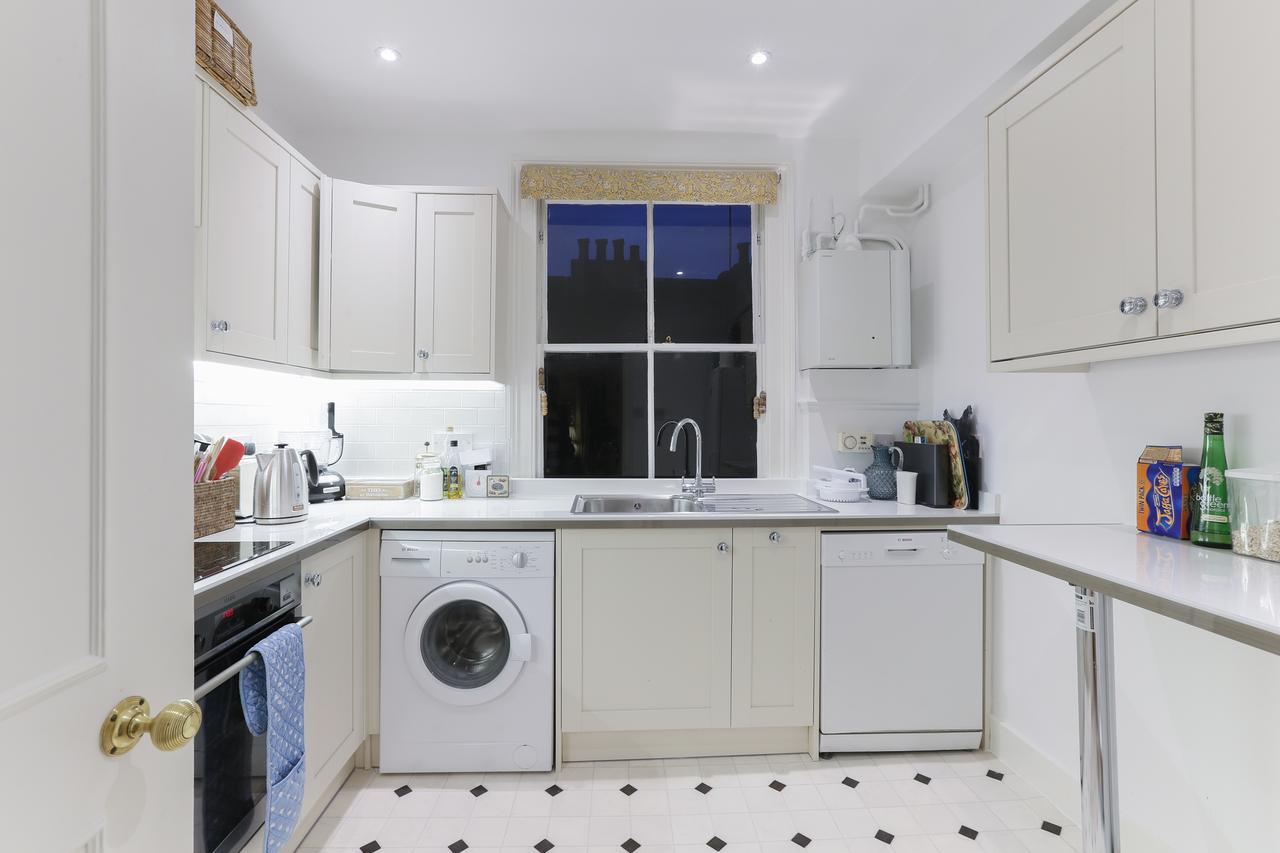 Attractive Chelsea Apartment For Four London Eksteriør bilde
