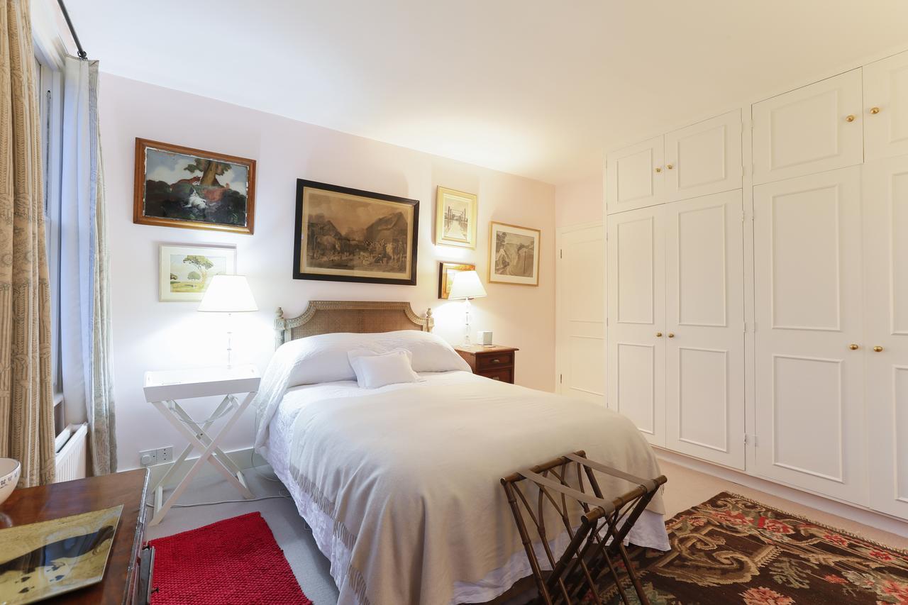 Attractive Chelsea Apartment For Four London Eksteriør bilde